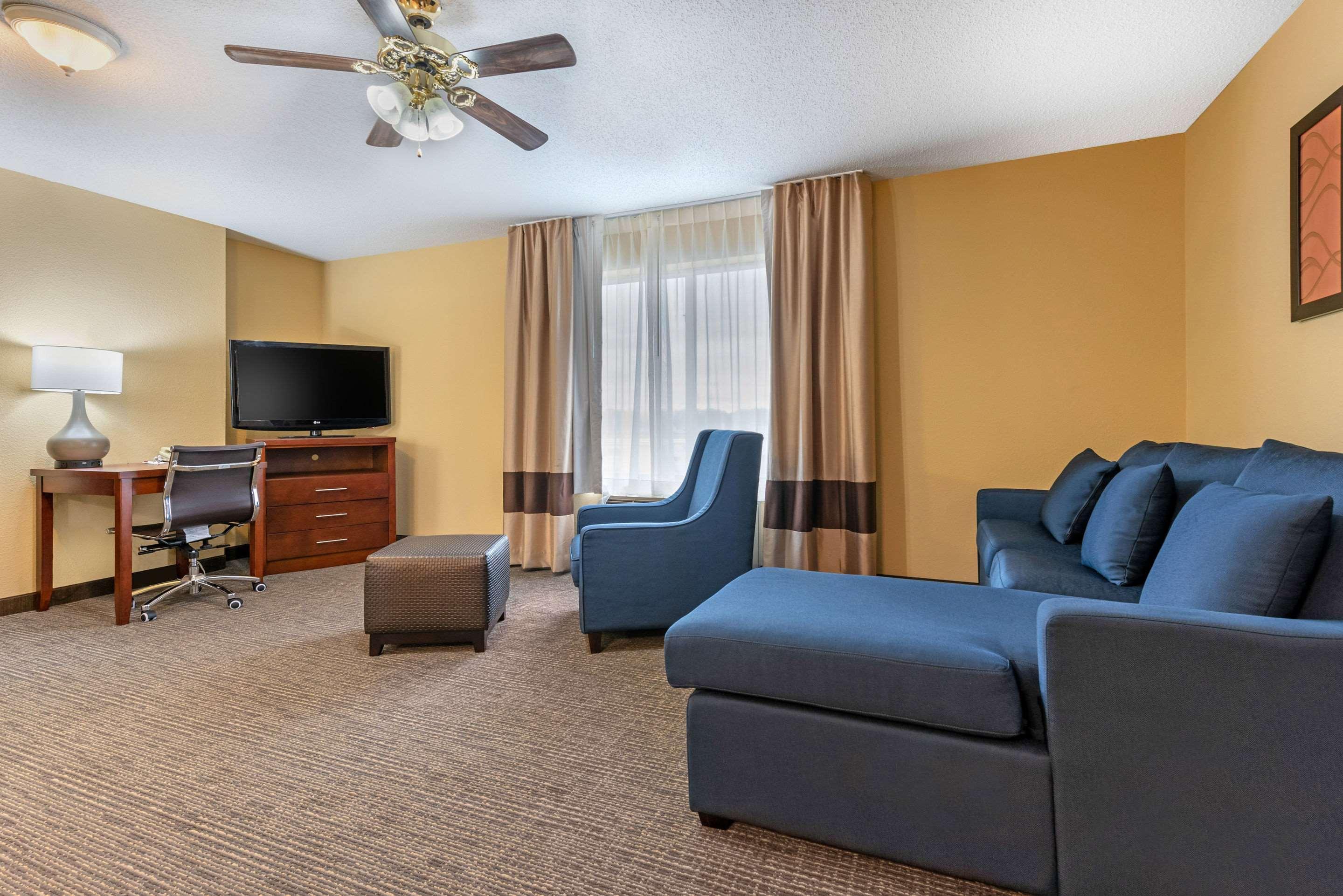 Comfort Suites Findlay Kültér fotó