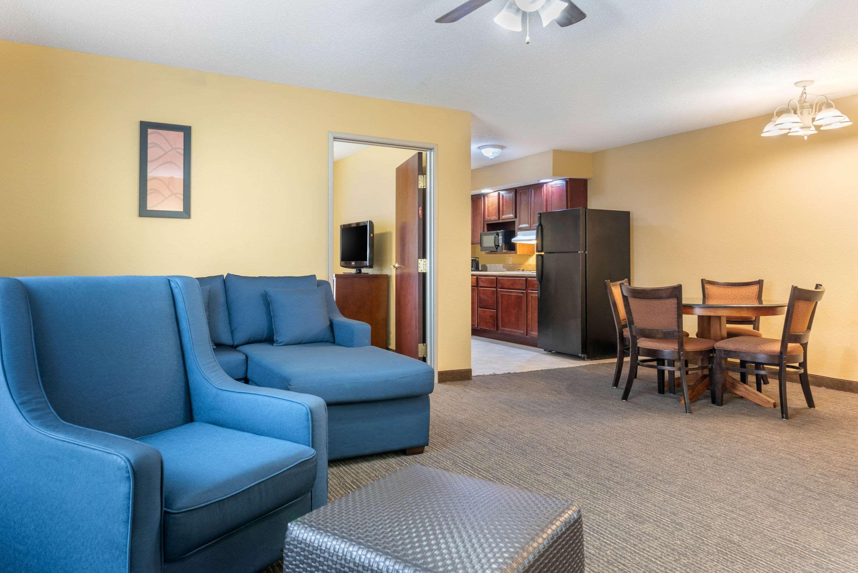 Comfort Suites Findlay Kültér fotó