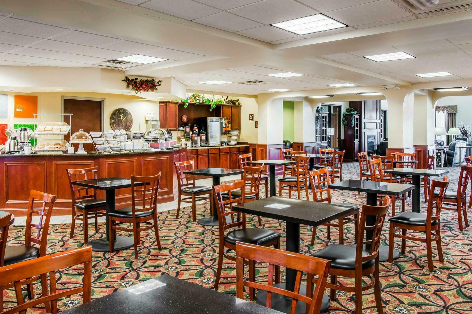 Comfort Suites Findlay Kültér fotó