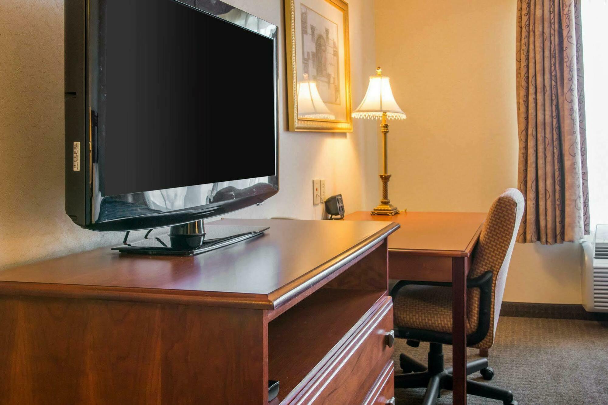 Comfort Suites Findlay Kültér fotó